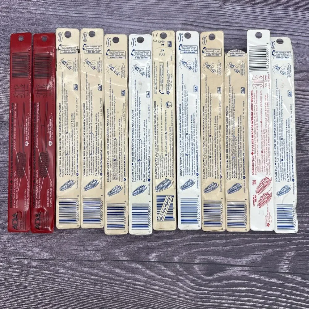 12 Vintage Colgate Plus Toothbrush Diamond 1 Shaped Full Head Medium Bristles